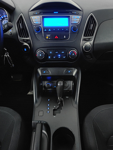 car 12