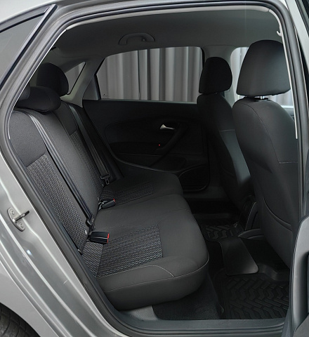car 10