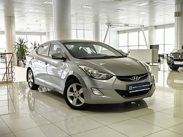 ELANTRA
