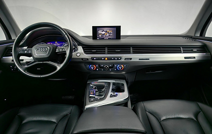 Q7
