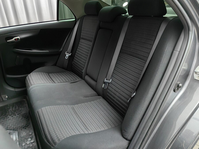 car 8