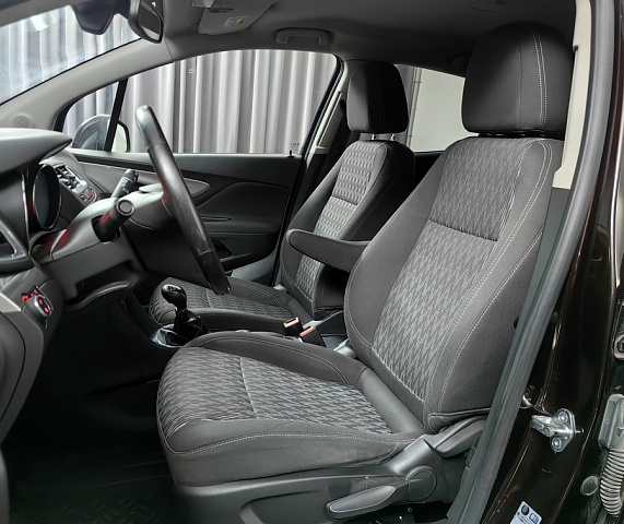 car 9