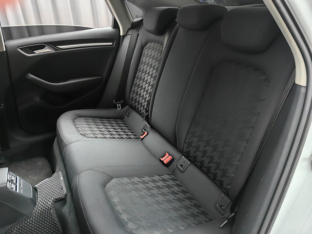car 8