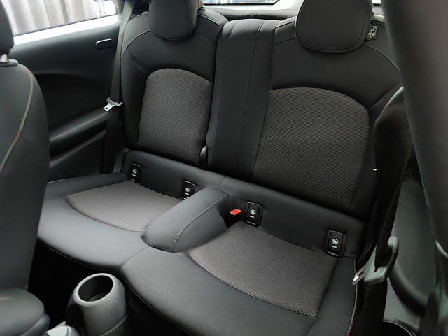 car 8