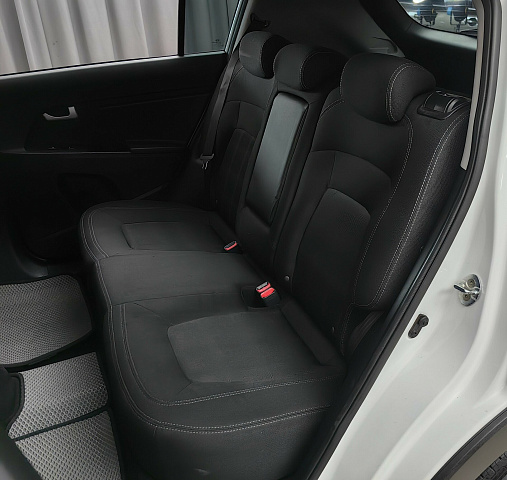car 9