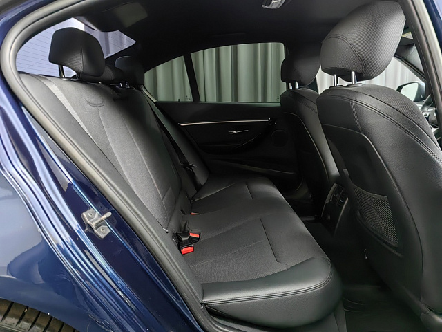 car 10