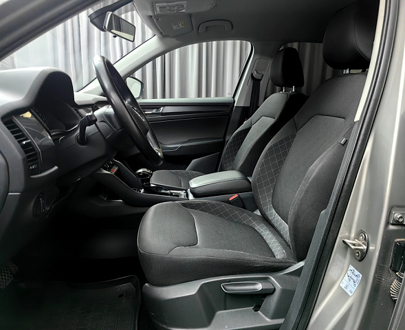 car 9