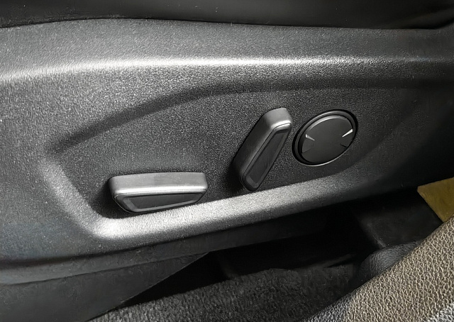 car 23