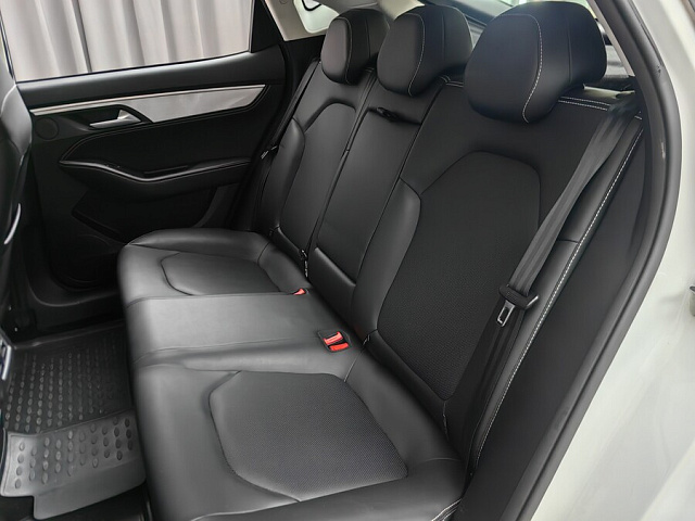 car 8