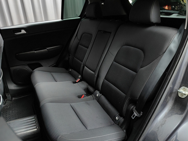 car 8