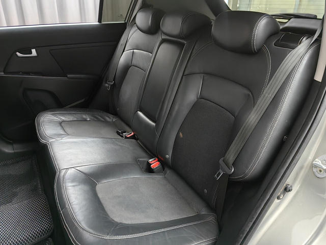 car 8