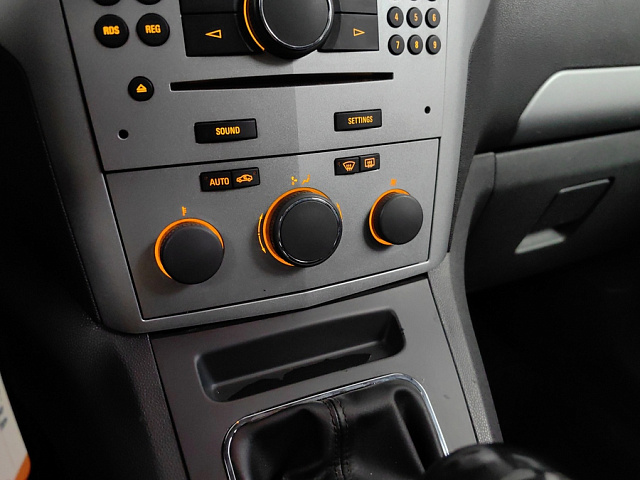 car 18