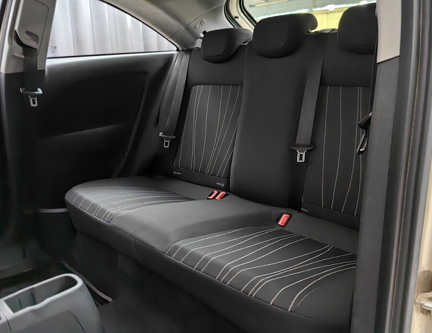 car 8
