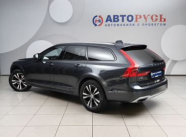 V90 Cross Country