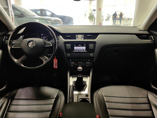 car 12