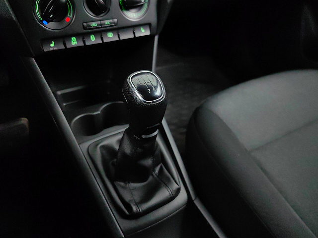 car 16