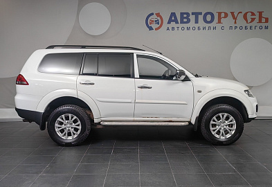PAJERO sport