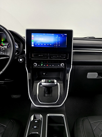 car 12