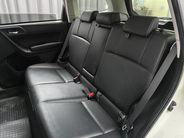 car 8