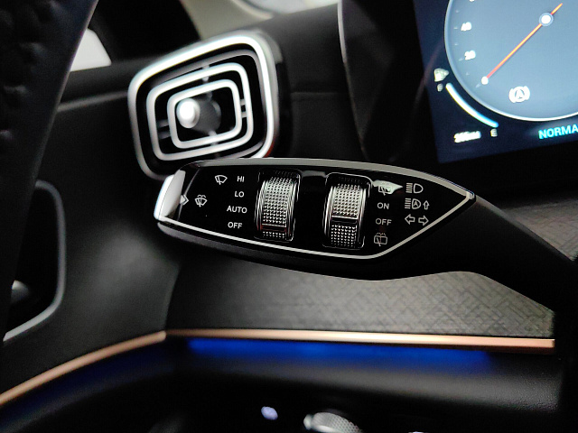 car 23
