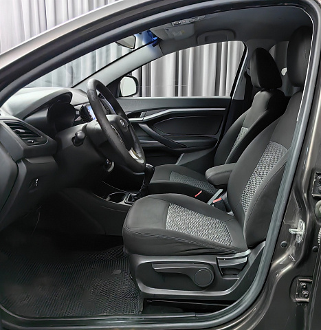 car 9