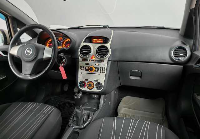 car 13