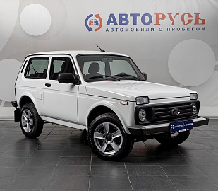 Niva Legend
