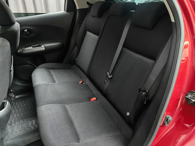 car 8