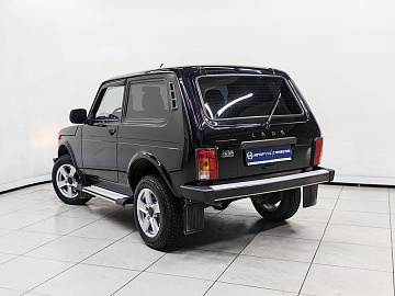 Niva Legend