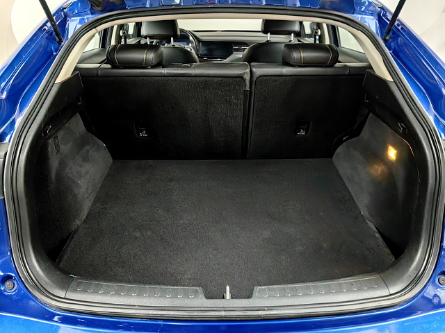 car 28