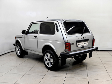 Niva Legend