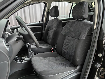 Sandero, I