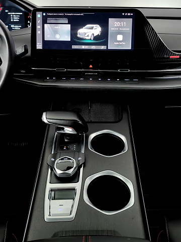car 12