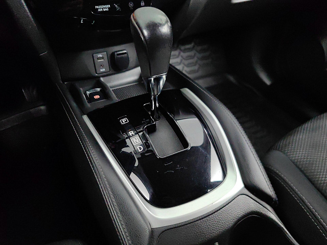 car 16