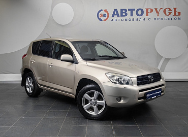 RAV4