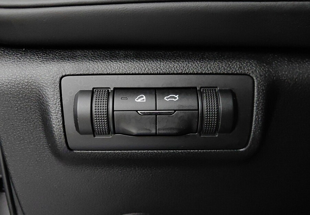 car 22