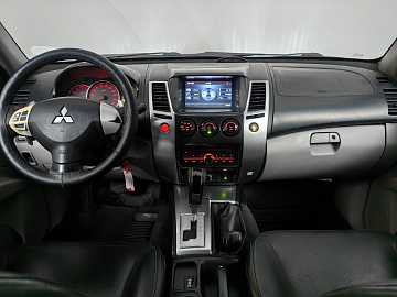 PAJERO sport