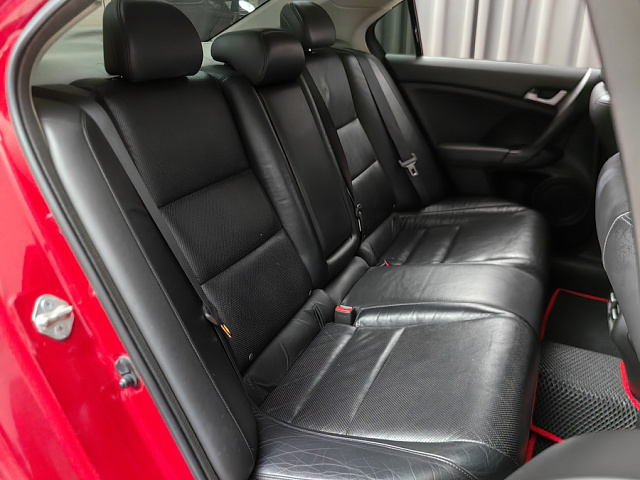 car 9