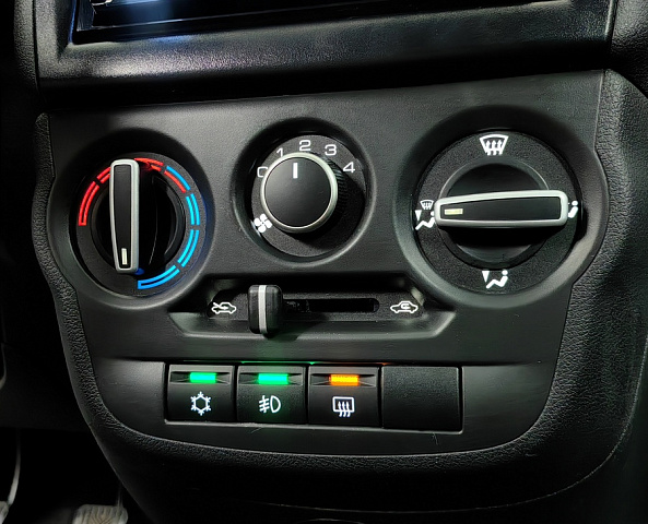 car 18