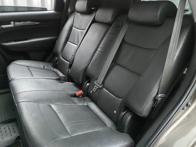 car 8