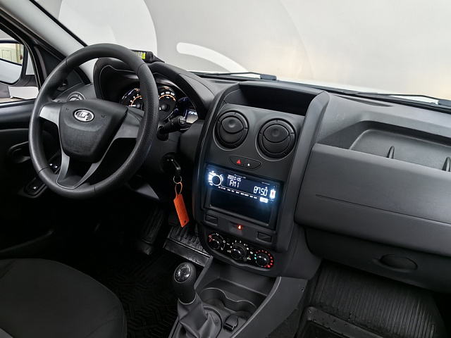 car 13