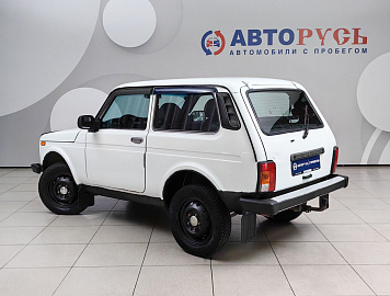 Niva Legend