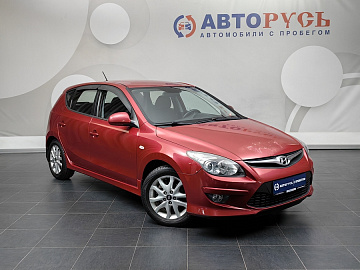 i30